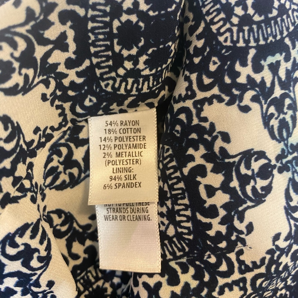 Women's White and Blue Tweed Jacket - Picture 9 of 15